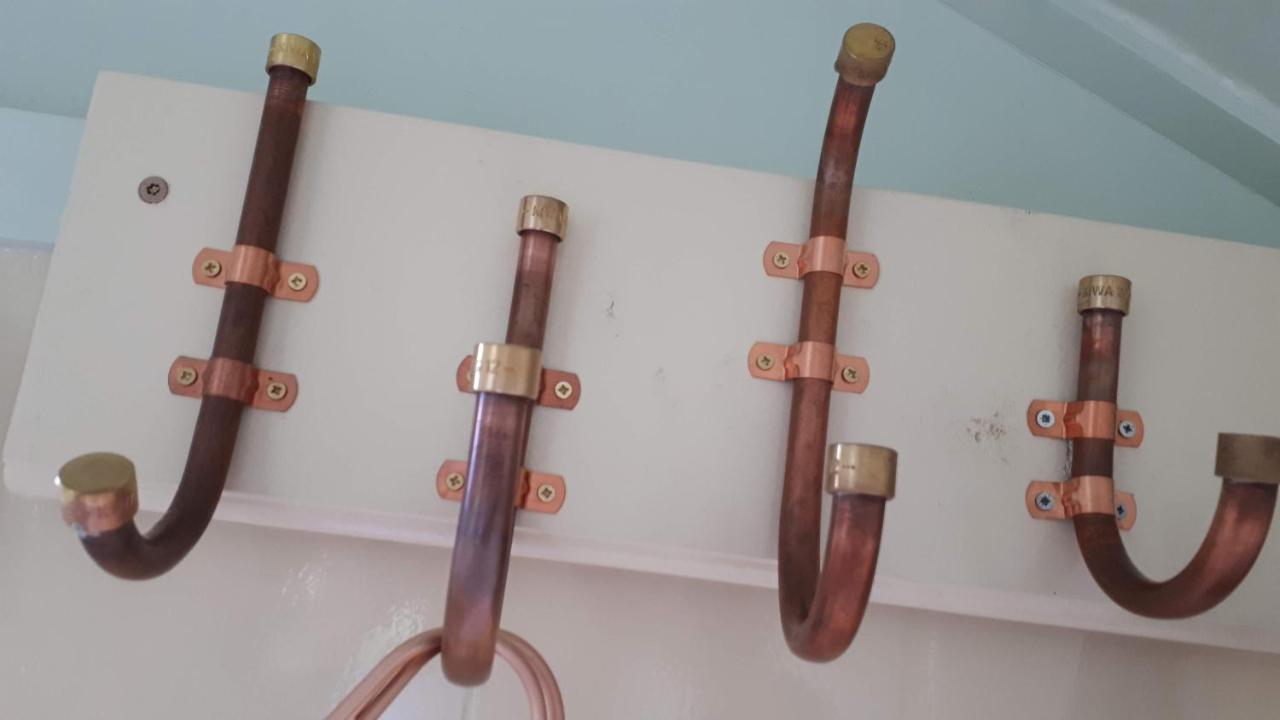 Pipowagen Overnachting Het Houten Huis Zaltbommel Bagian luar foto